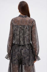 BEST GUEST LACE CROP BLOUSE