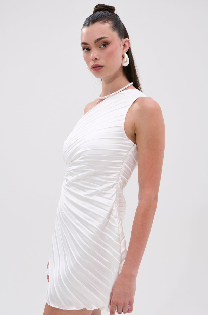 MAKE IT WORK PLEATED MINI DRESS IN WHITE