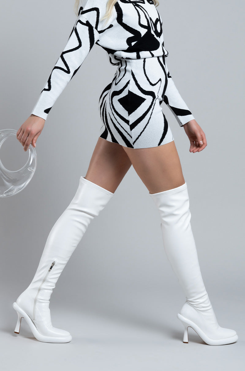 AZALEA WANG EMERIE WHITE BOOT