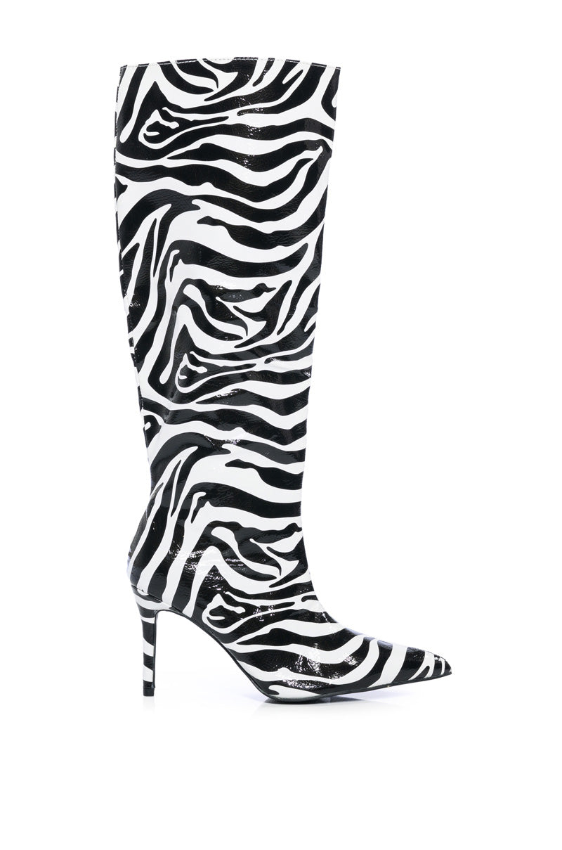 AZALEA WANG SCHROETER STILETTO BOOT IN BLACK
