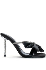AZALEA WANG TATUM BOW SANDAL IN BLACK