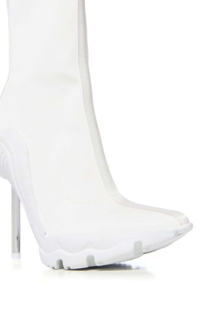 AZALEA WANG WILBER BOOTIE WITH STRETCH NEOPRENE IN WHITE
