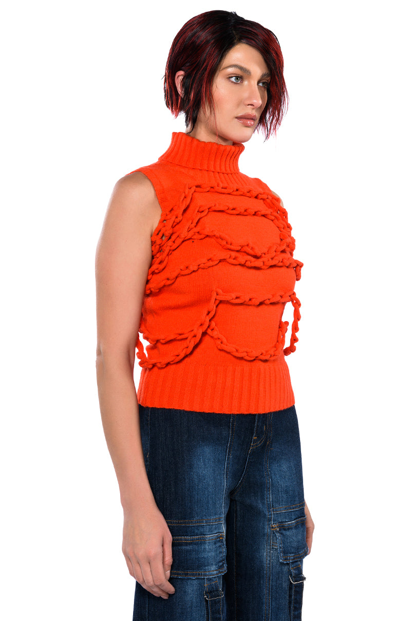 CHAIN LINK DETAIL SLEEVELESS TURTLENECK SWEATER