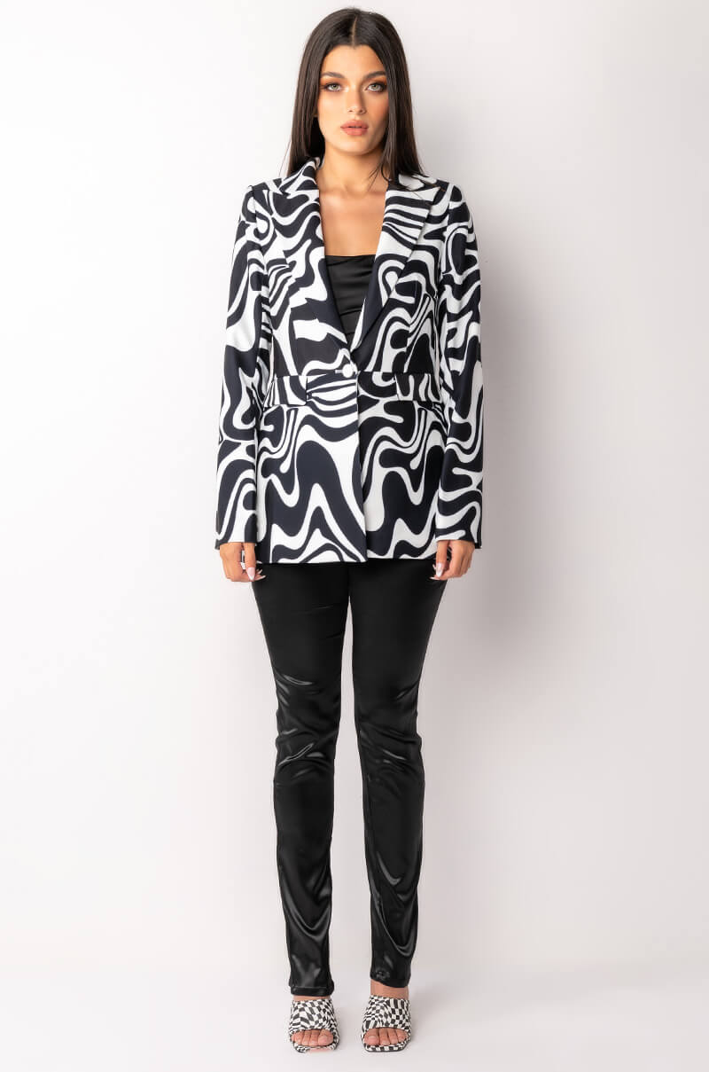 CITY GIRL SWIRLY OPEN BACK BLAZER