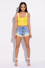 DESTINATION PARADISE DAISY CROCHET CROP TOP