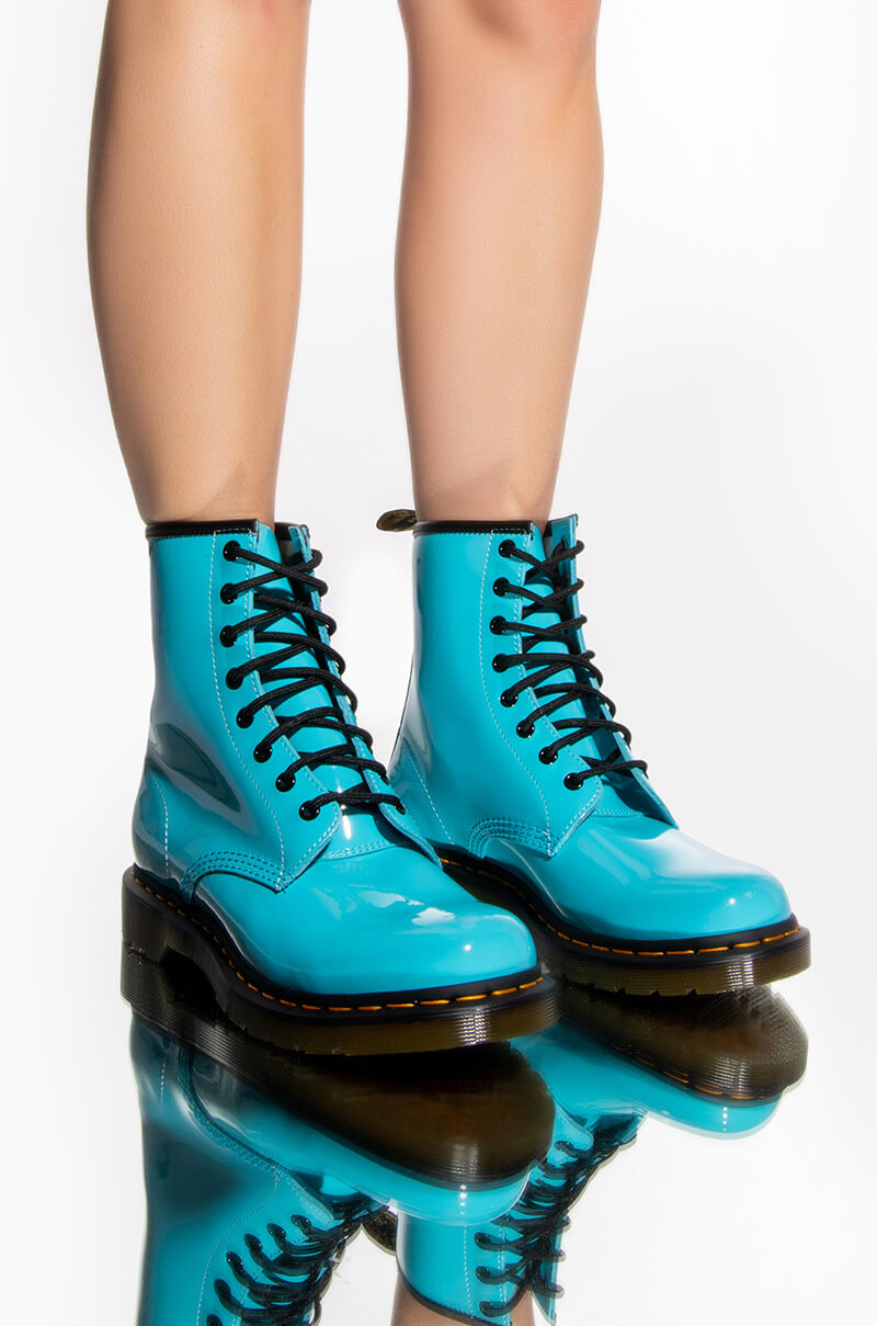 DR. MARTENS 1460 W PATENT LAMPER BOOTS
