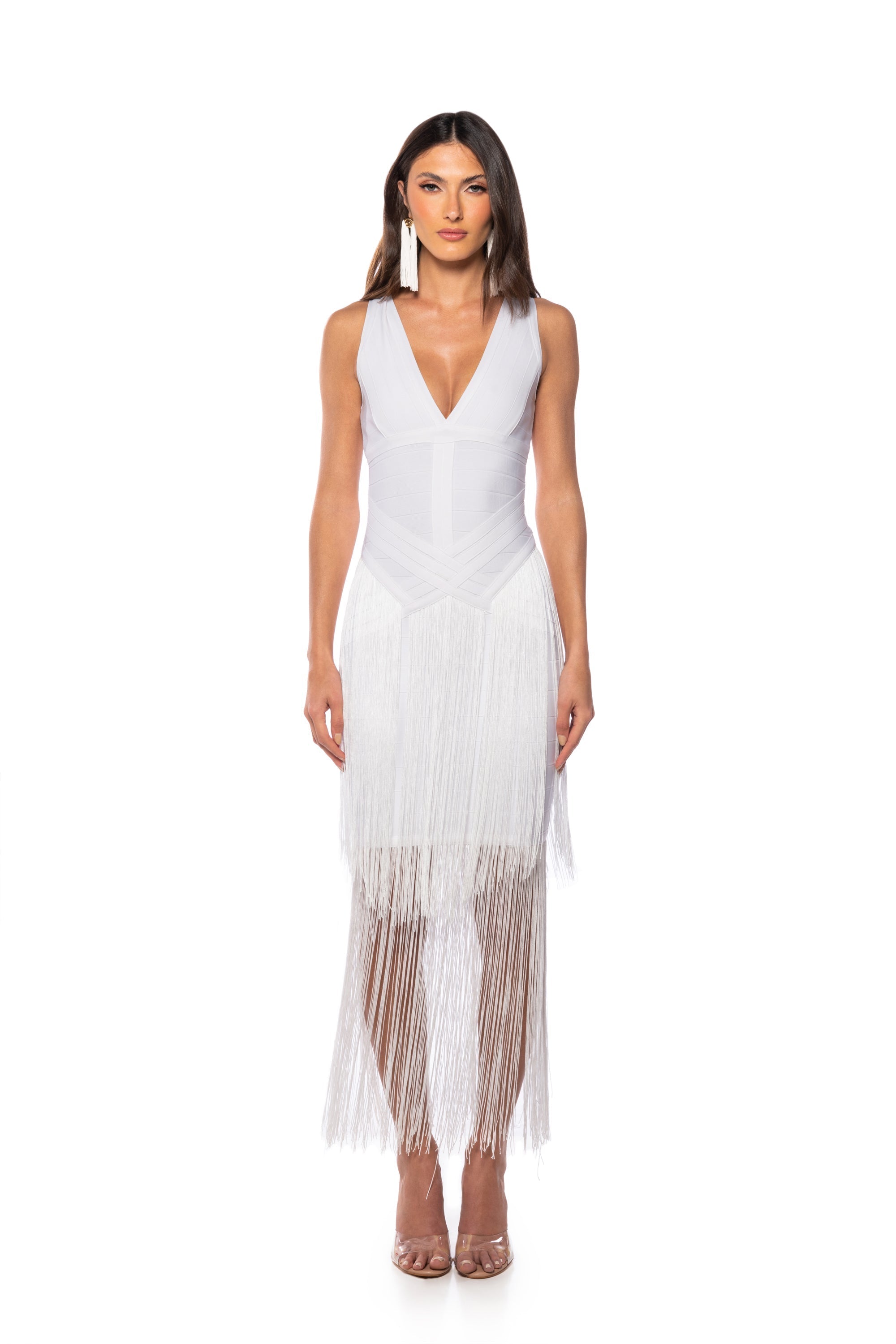 EVERYTHING ENTRANCE FRINGE V NECK MAXI DRESS IN WHITE