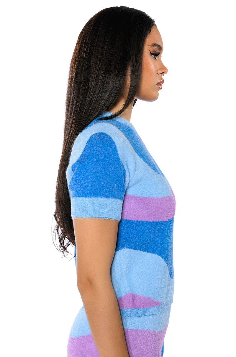 FAR OUT SHORT SLEEVE SWEATER