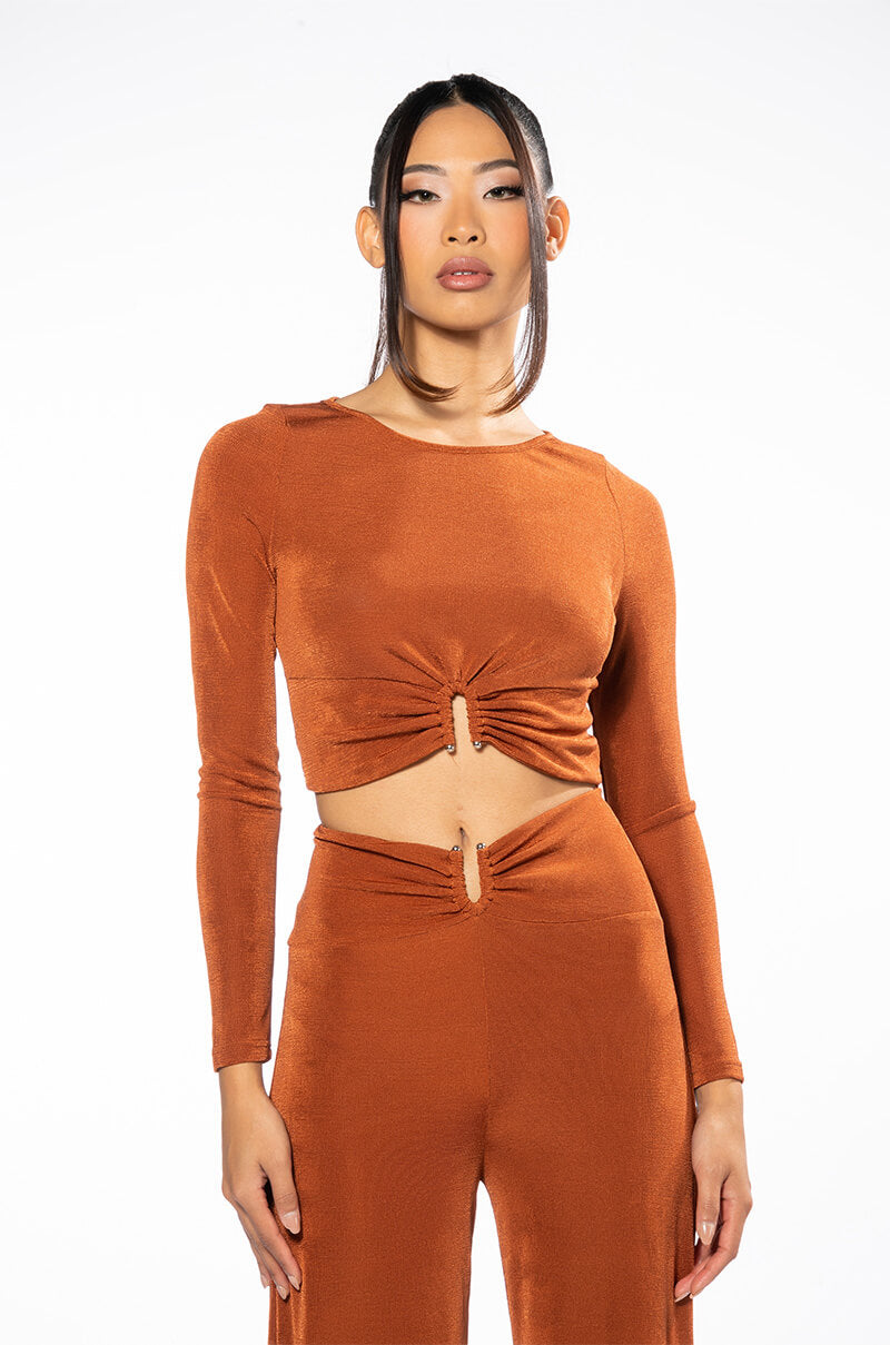 HOLD UP SLINKY LONG SLEEVE CROP TOP
