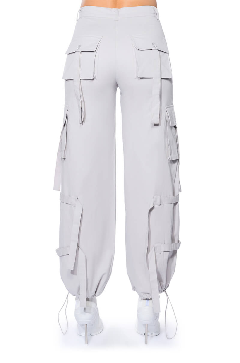 IT IS BACK CARGO PANTS