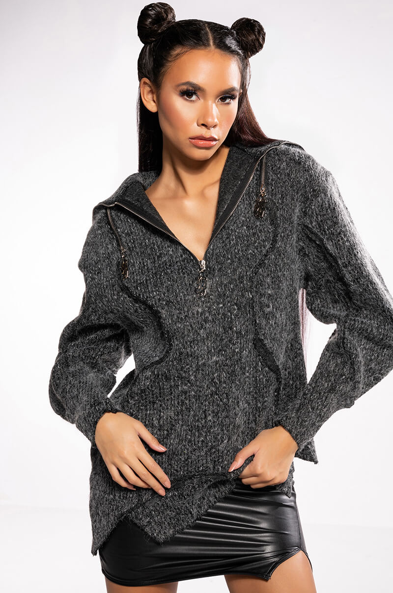 NIA HALF ZIP PULLOVER
