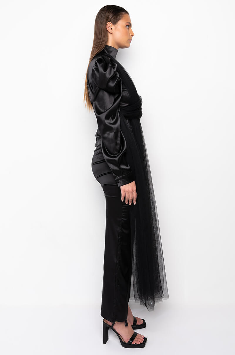 OVER THE MOON PUFF SLEEVE TULLE DETAIL TOP