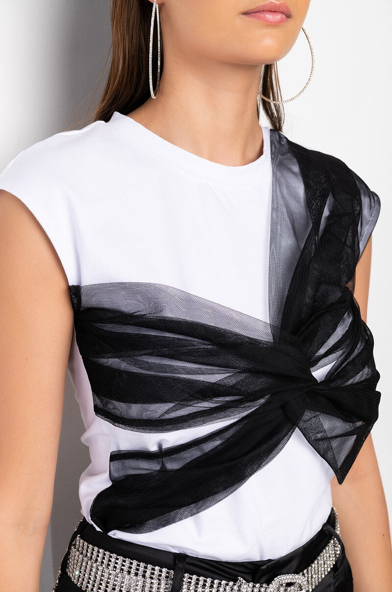 PEACE OF MIND MESH DETAIL T SHIRT