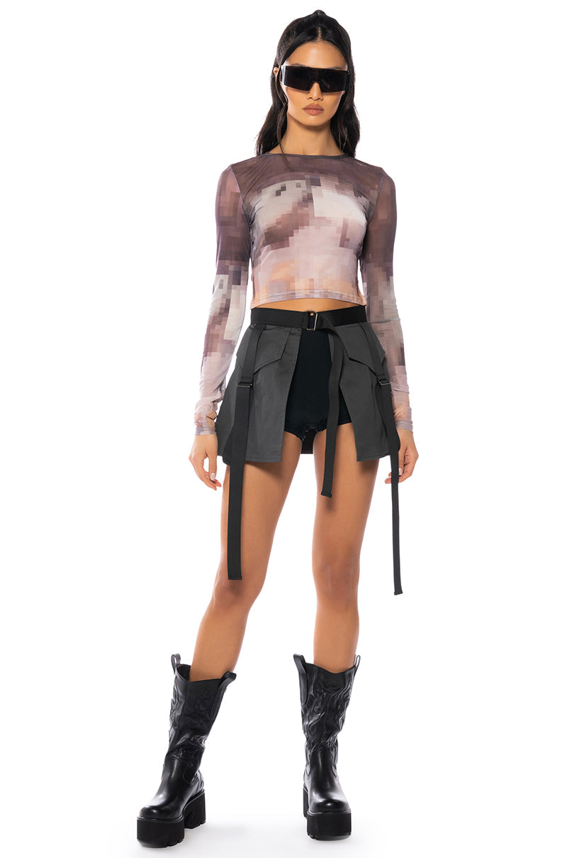 HIDDEN IMAGES MESH LONG SLEEVE TOP