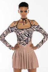 RIO PLEATED FAUX LEATHER MINI SKIRT