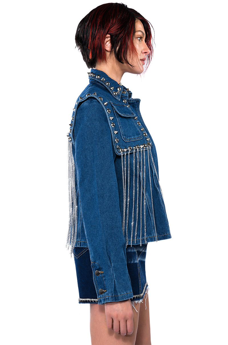 RIVETING TWO LAYER DENIM JACKET