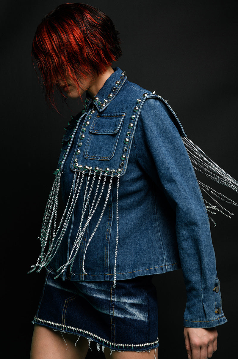 RIVETING TWO LAYER DENIM JACKET