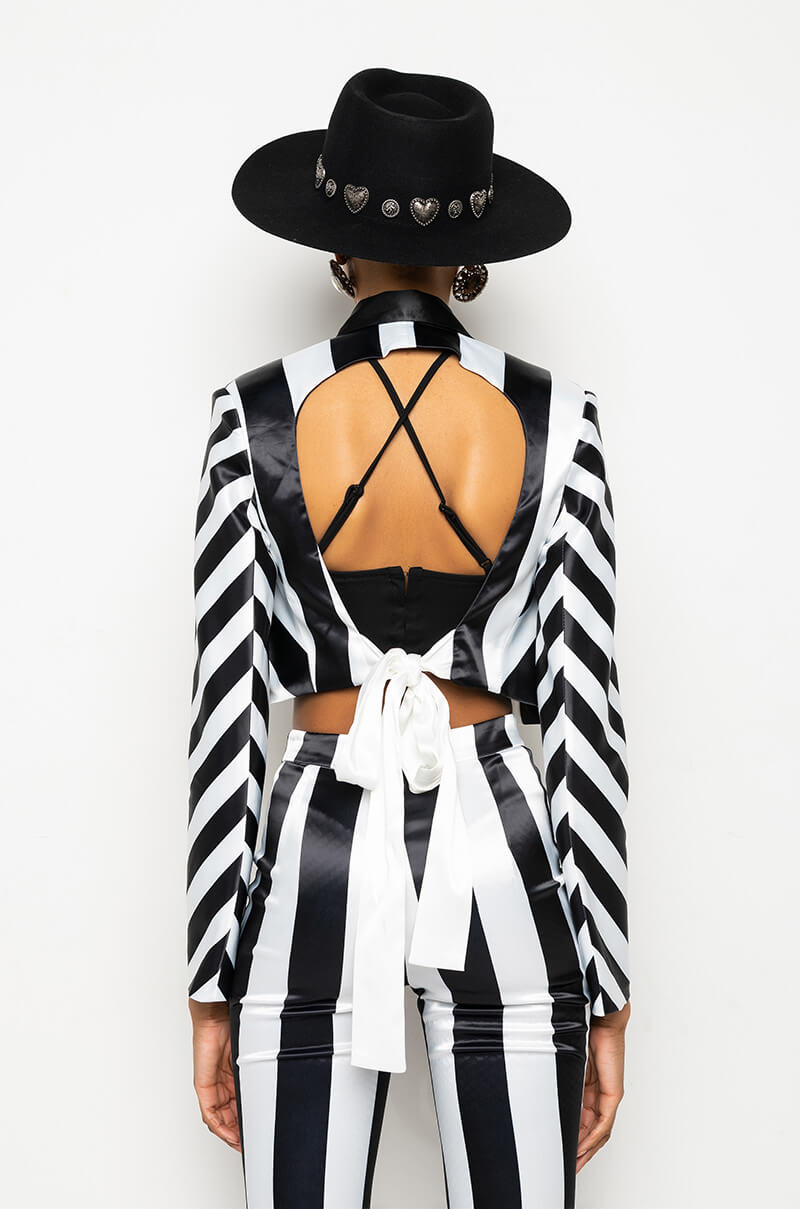 HEIDI OPEN BACK STRIPE BLAZER
